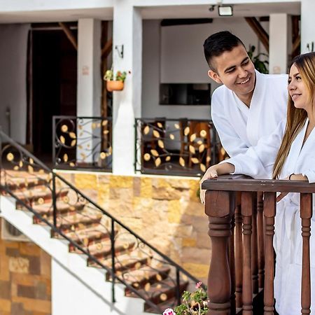 Hotel Alejandria Баричара Экстерьер фото